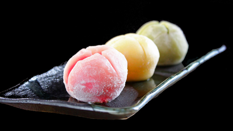 Three mochi on a plate