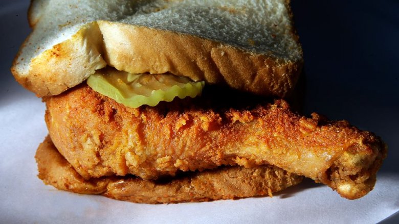 bolton's chicken with pickles and white bread