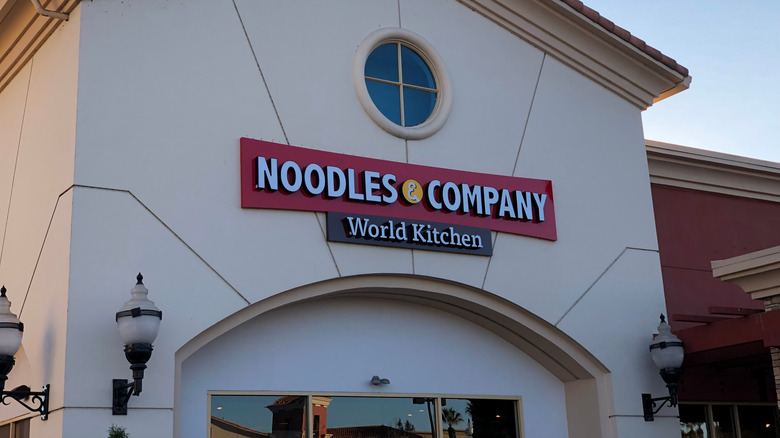 noodles and company