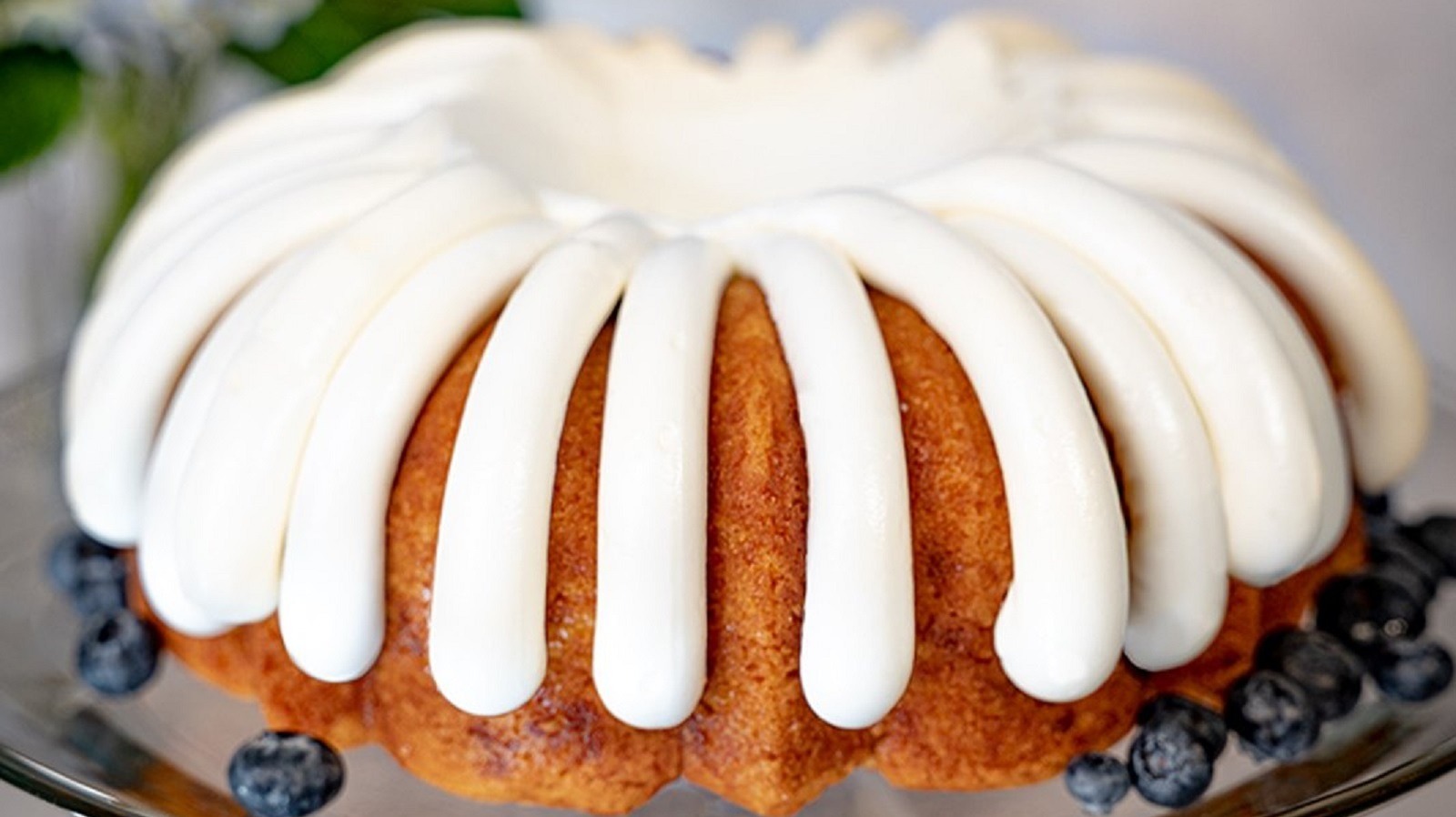The Perfect Baby Shower Treat :: Nothing Bundt Cakes
