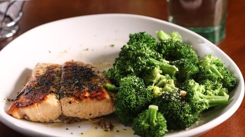 Olive Garden salmon and broccoli