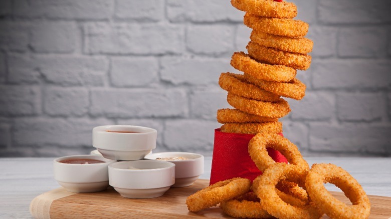 tower of onion rings