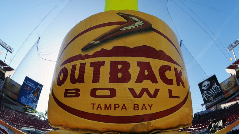 outback bowl sign