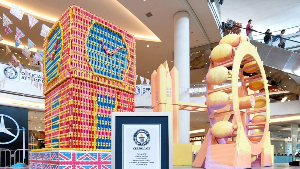 Guinness Book of World Records PEZ sculpture