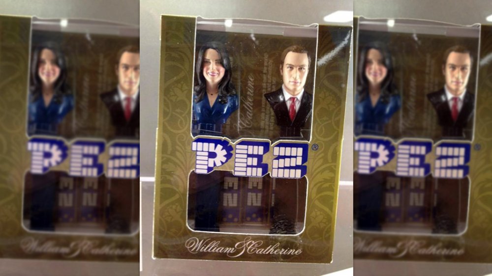 William and Kate as PEZ dispensers