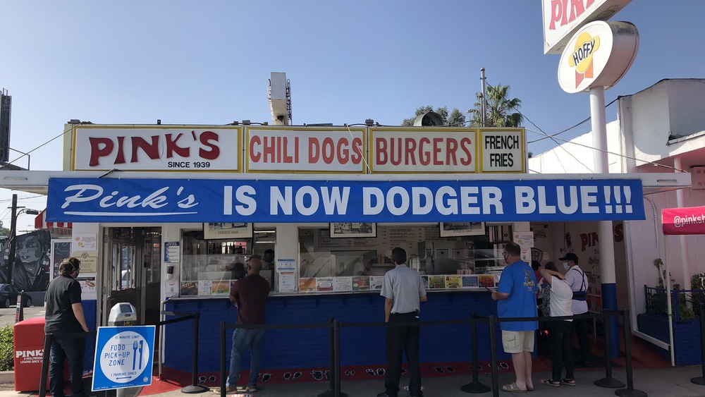 Pinks Hot Dogs celebrate Dodgers