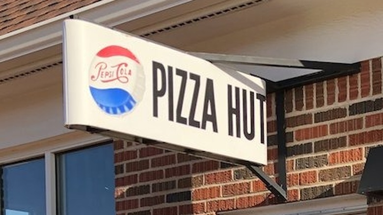 Original Pizza Hut sign