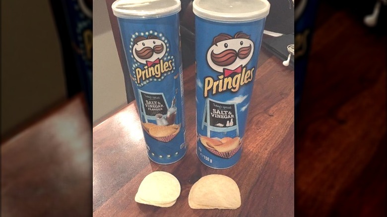 narrow and wider pringles can