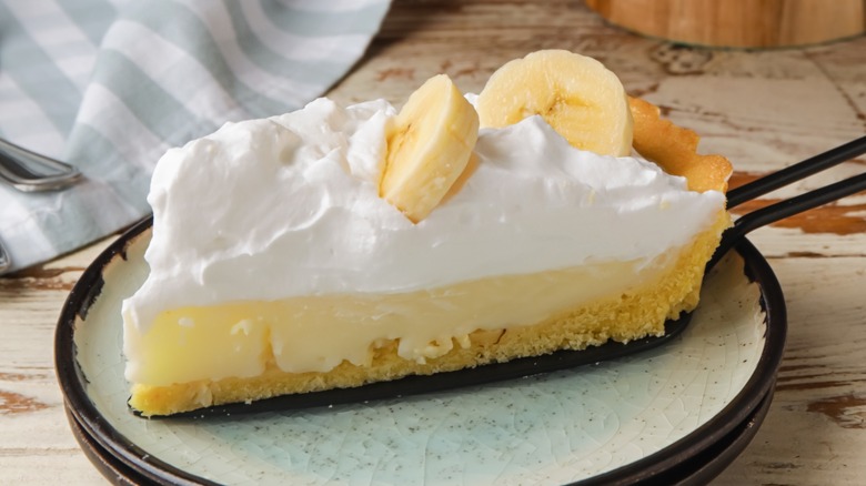 A slice of banana cream pie