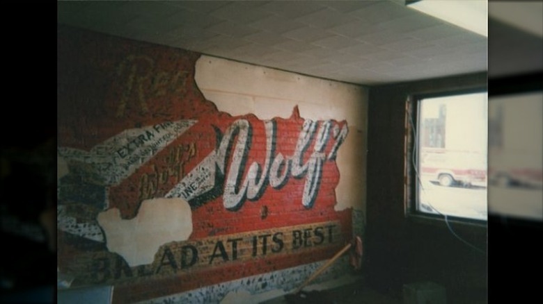 Raising Cane's Chicken Fingers mural