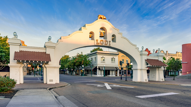 Lodi, California town sign