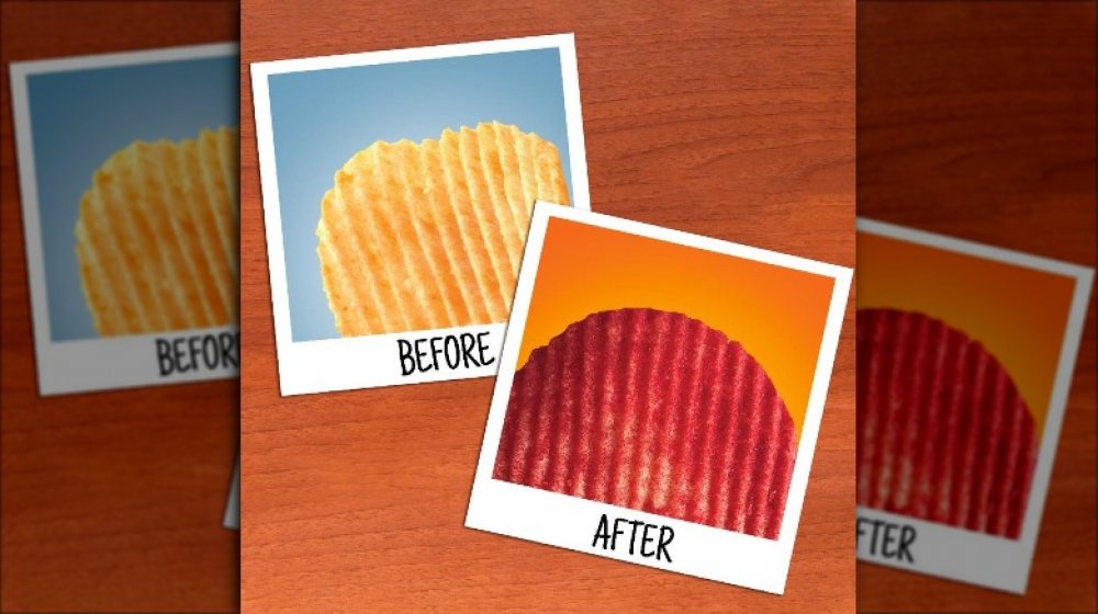 Ad for Ruffles Flamin' Hot potato chips