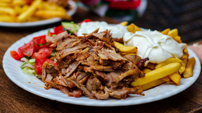 Lamb shawarma with vegetables and french fries 