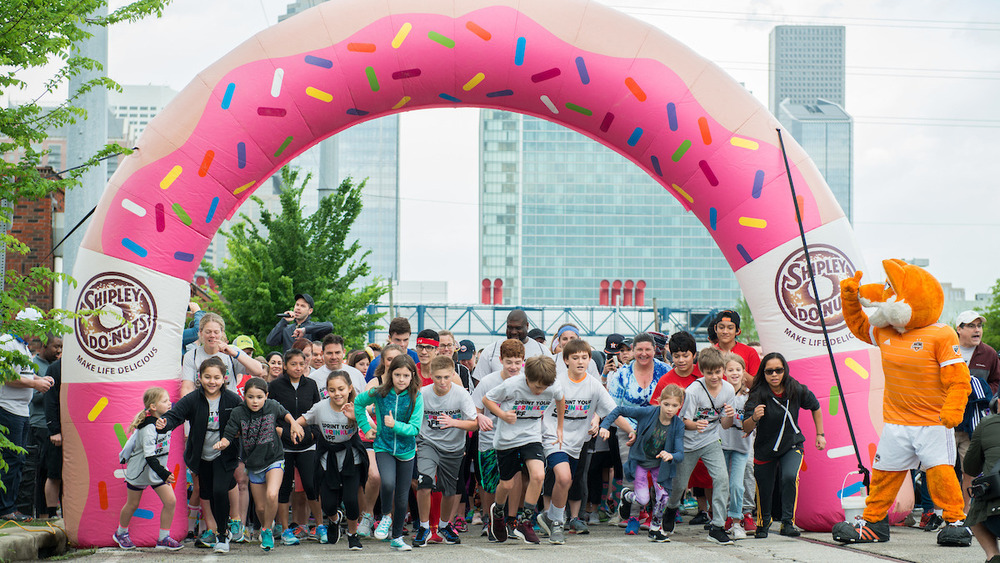 Shipley Do-Nuts Dash starting line