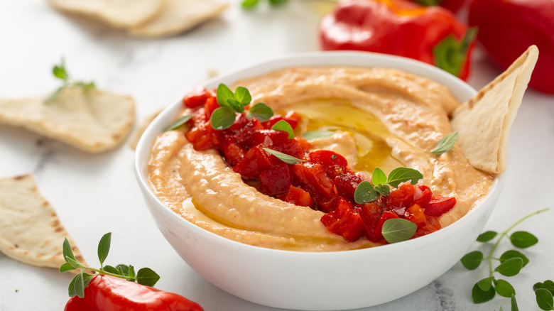 Close up of pita chips and hummus