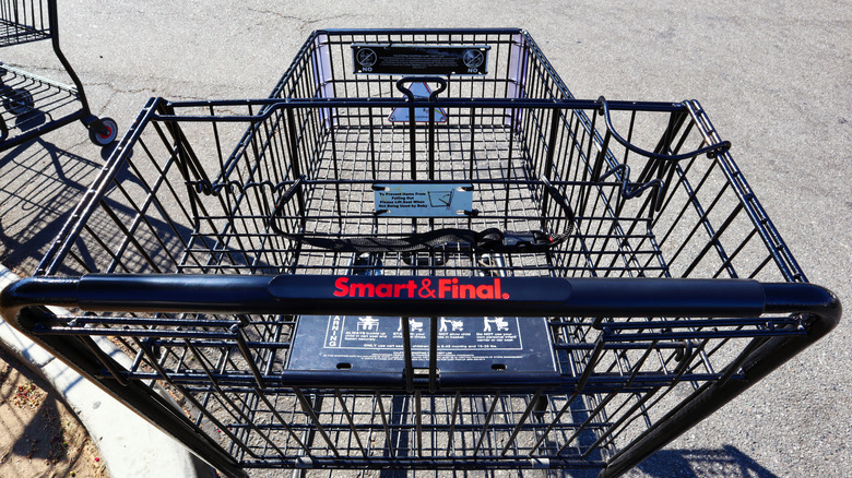 Smart & Final store cart