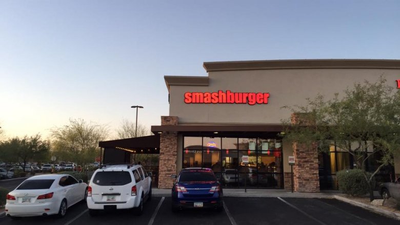 Smashburger exterior sign