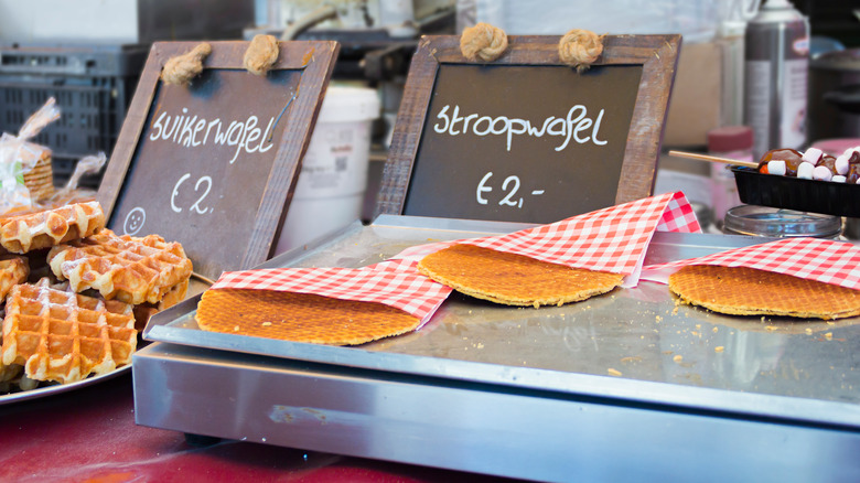 stroopwafel at market stand
