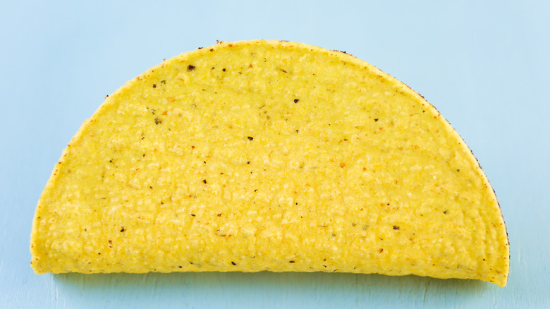 Crunchy taco shell