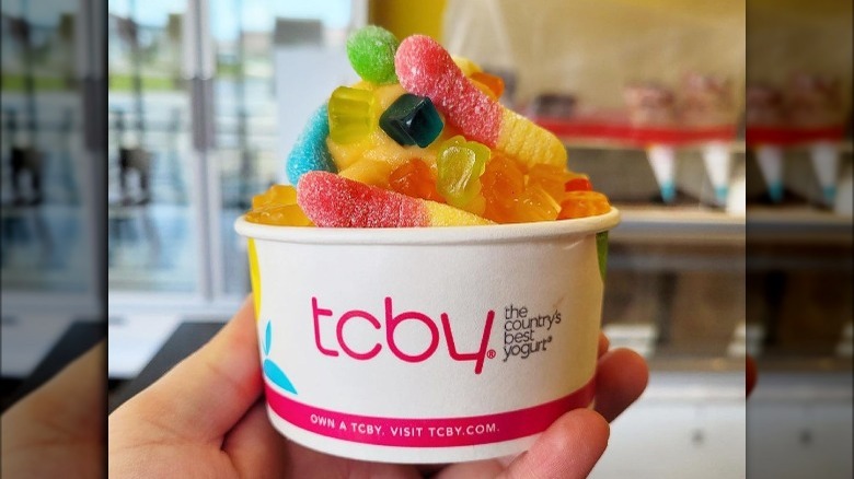 TCBY the country's best yogurt