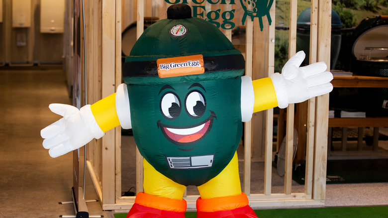 Big Green Egg mascot