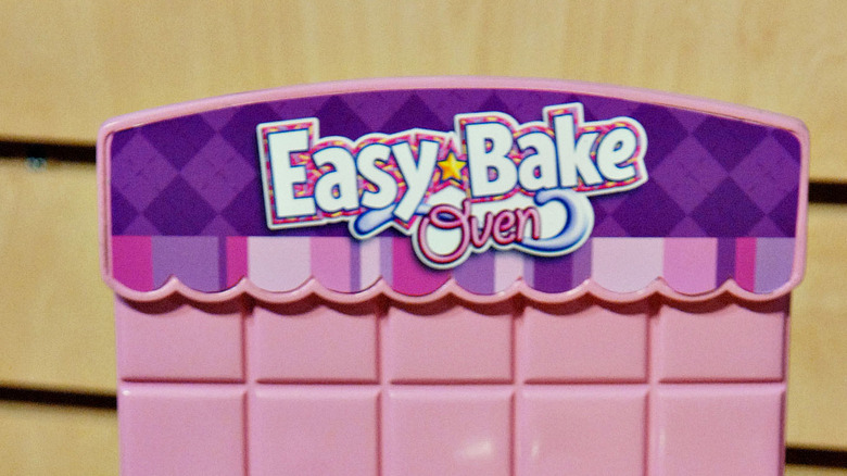 easy bake oven with box