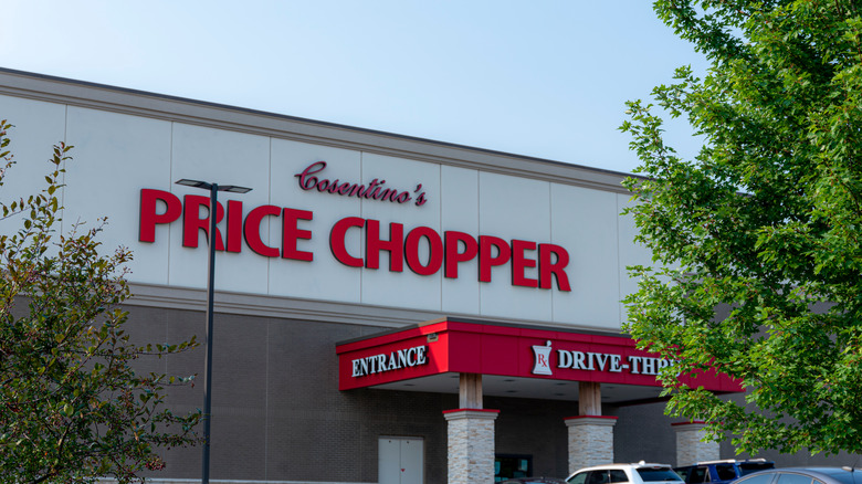 price chopper store exterior entrance