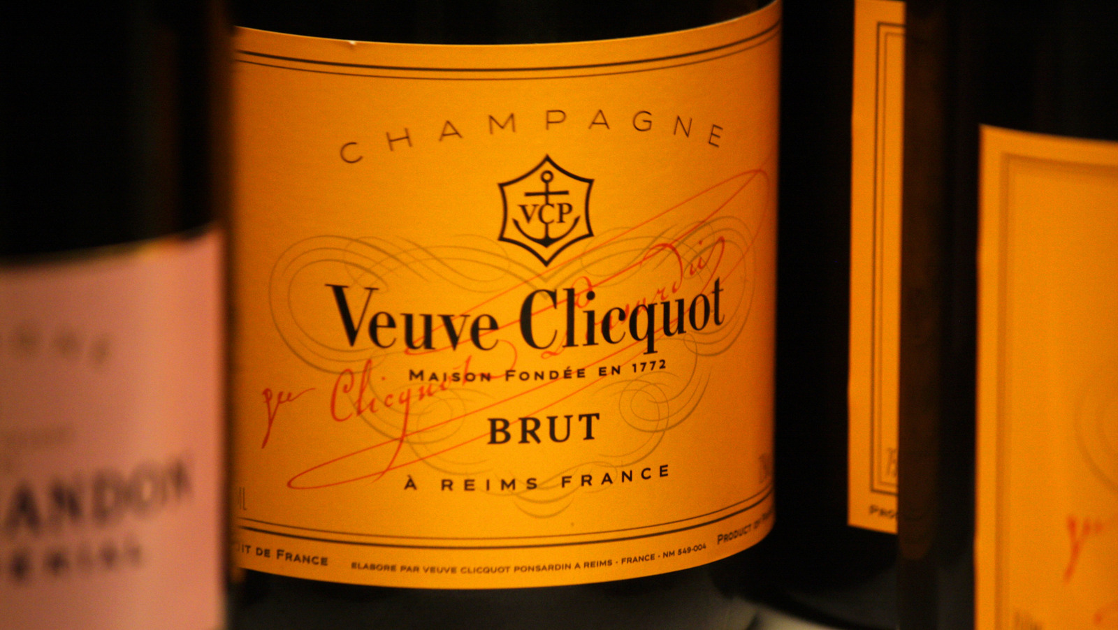 Veuve Clicquot Brut Champagne Yellow Label - City Center Wines
