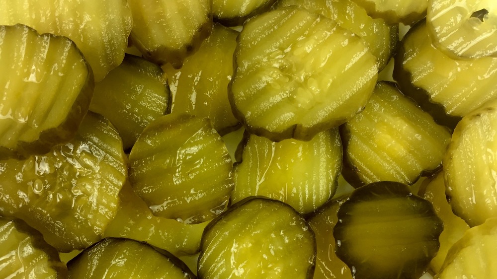 Sliced pickles