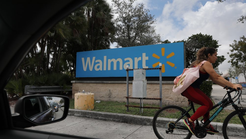 Walmart Sign