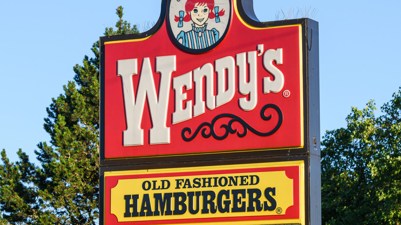 Wendy's restaurant sign