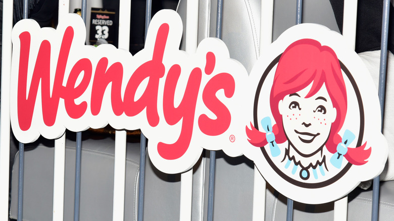 Wendy's sign