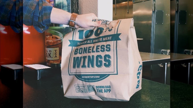 wingstop takeout bag