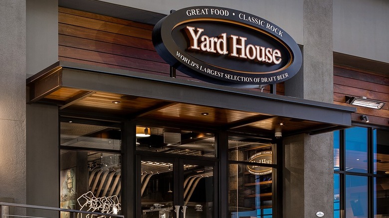 Yard House in Burbank