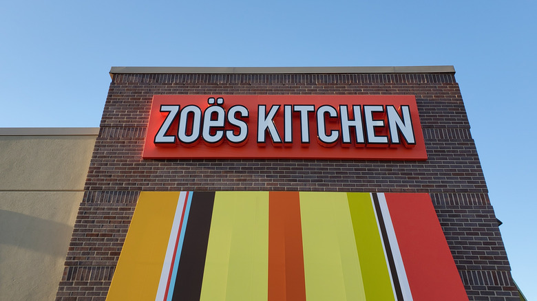 do you clean your table at zoes kitchen