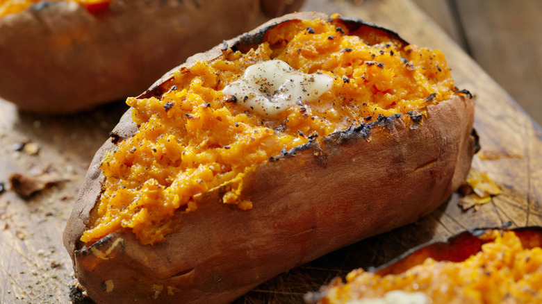 Baked sweet potato with butter