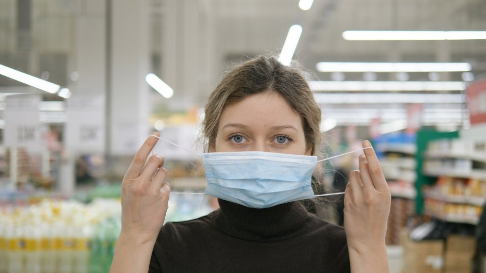 Masked grocery shopper