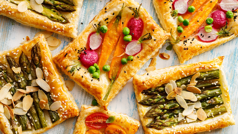 Savory puff pastry tarts