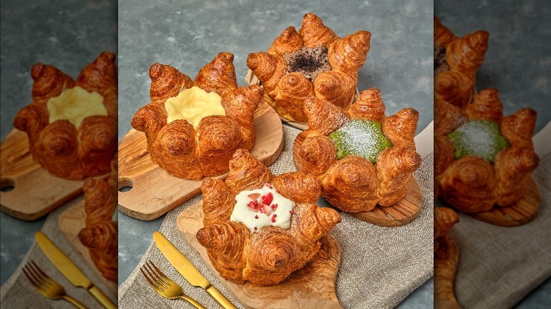 Hazukido's four croissant lava cakes
