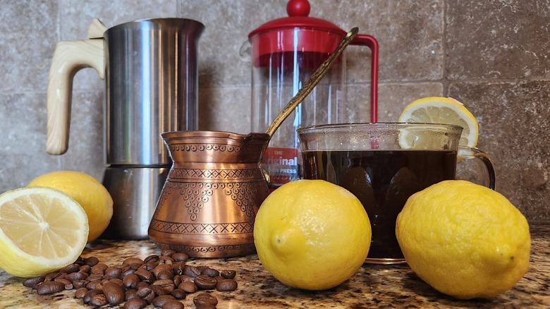 various methods for making lemon coffee