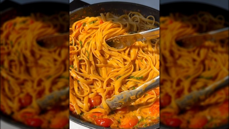 Food blogger Carleigh Bodrug's marry me pasta