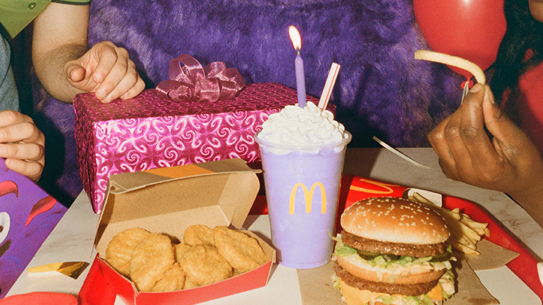 The Viral Mcdonalds Grimace Shake Trend Is Feral 7049