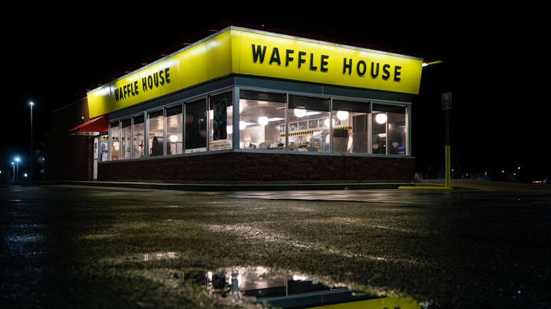 A Waffle House at night