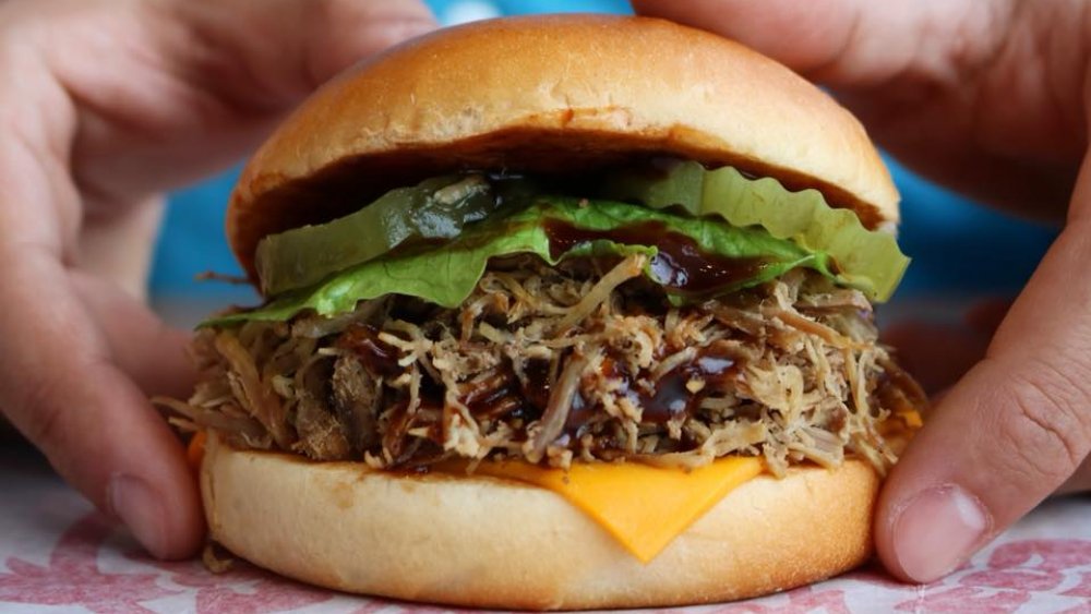 Wendy's pulled beef sandwich 