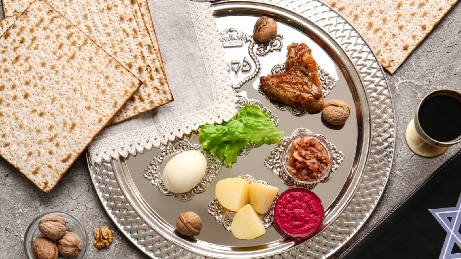 The World's Largest Passover Seder Isn't Where You Think