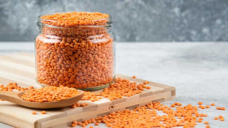 jar of dry lentils