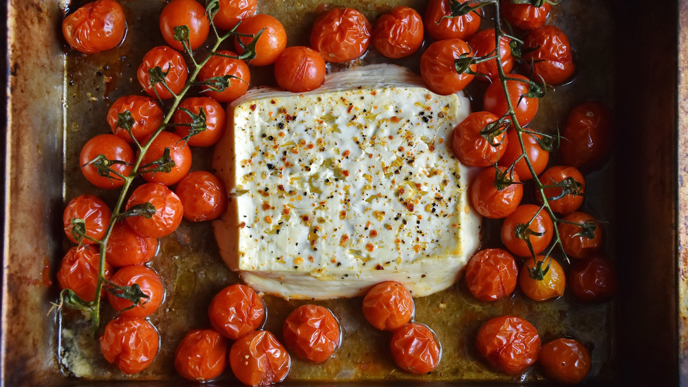 Baked feta pasta