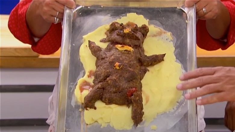 Teddy bear-shaped meatloaf 