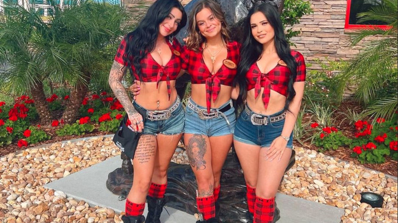 Twin Peaks waitresses in uniform