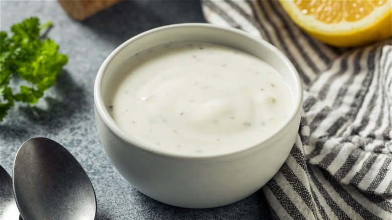 white bowl with ranch dressing